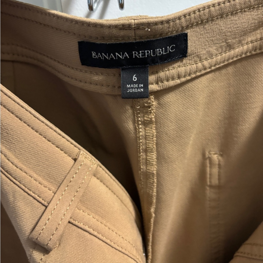 Banana republic camel cargo pants
